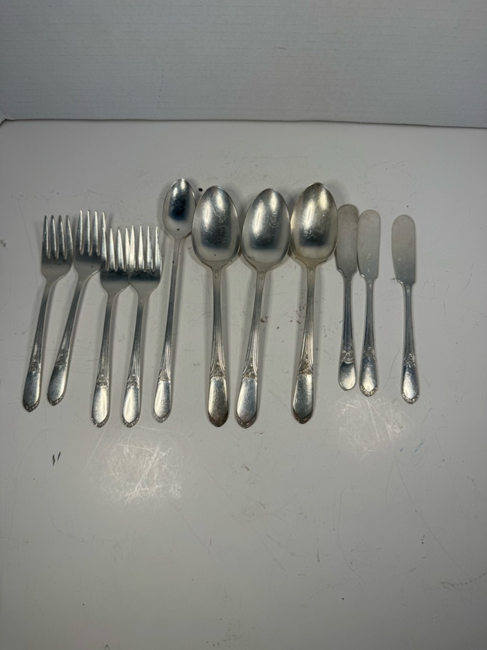 Vintage Silverplate 11 Pcs.
WM Rogers Silverware